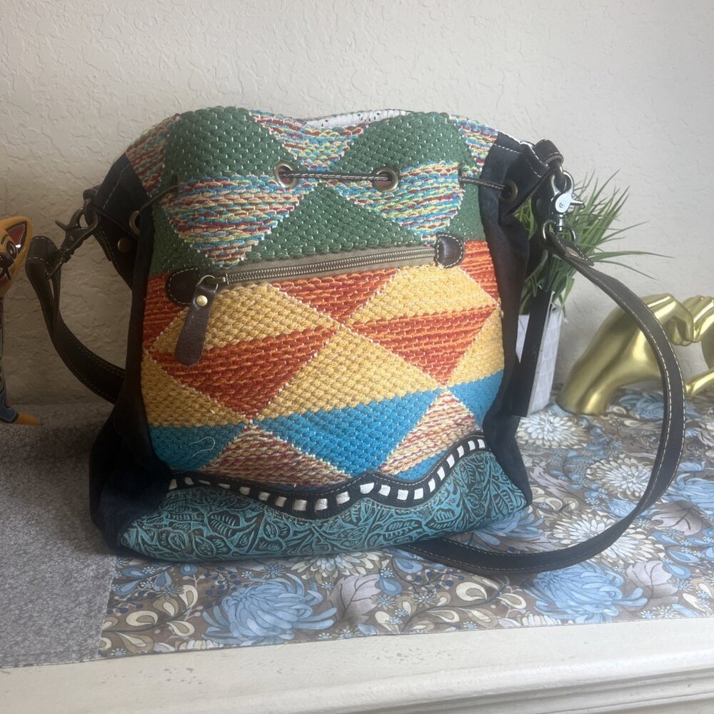 Myra Bag Handmade Bohemian Western Bucket Bag Upcycled Canvas & Cowhide Leather - Picture 3 of 16